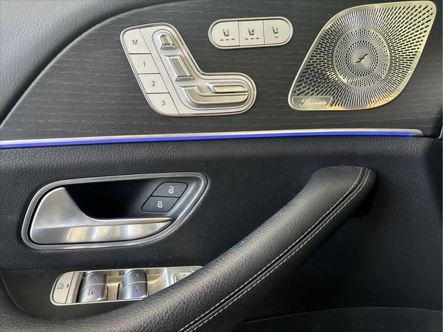 Photo of 2024 MANUFAKTUR Diamond White Metallic Mercedes-Benz GLE 350