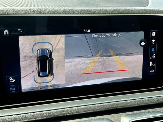 Photo of 2024 MANUFAKTUR Diamond White Metallic Mercedes-Benz GLE 350