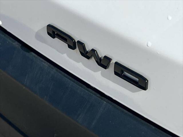 Photo of 2023 Summit White GMC Acadia