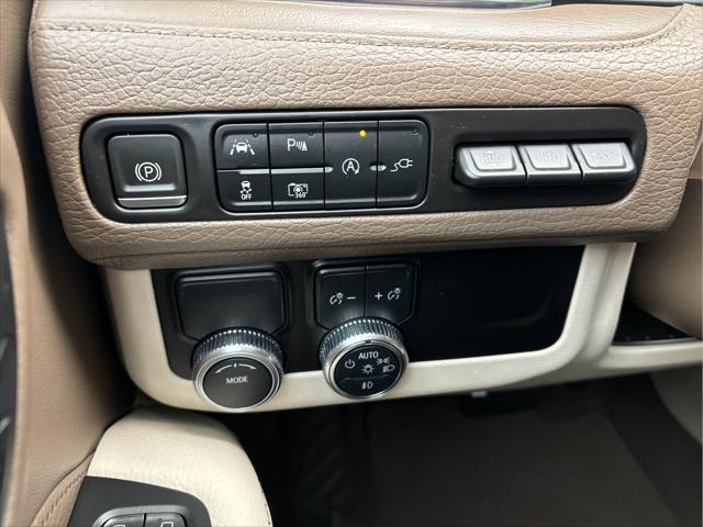 Photo of 2022 Onyx Black GMC Yukon