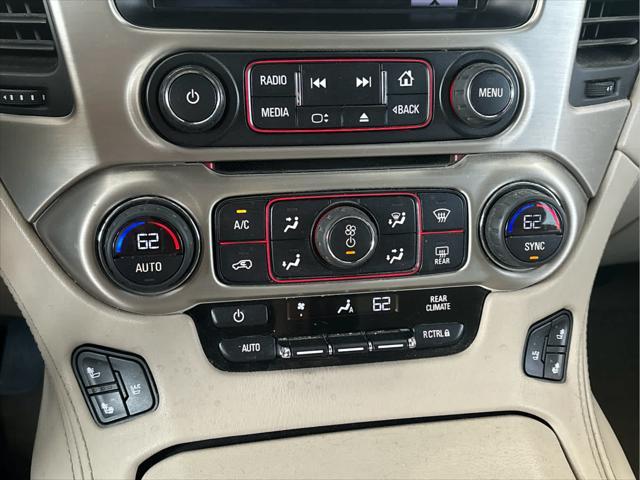 Photo of 2015 White Diamond Tricoat GMC Yukon