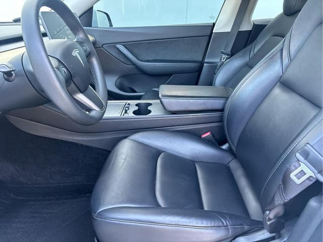 Photo of 2022 Pearl White Multi-Coat Tesla Model Y