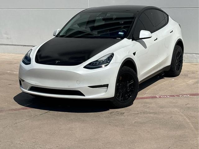 Photo of 2022 Pearl White Multi-Coat Tesla Model Y