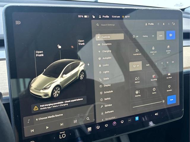 Photo of 2022 Pearl White Multi-Coat Tesla Model Y