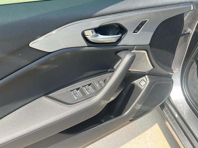 Photo of 2025 Liquid Carbon Metallic Acura TLX