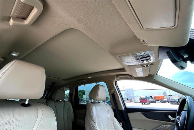 Photo of 2023 Majestic Black Pearl Acura MDX