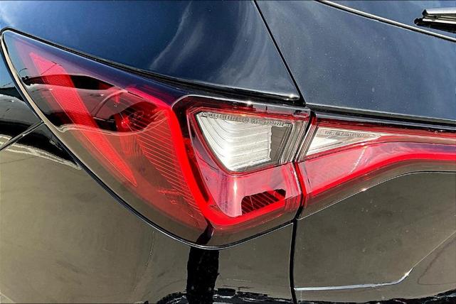 Photo of 2025 Majestic Black Pearl Acura MDX