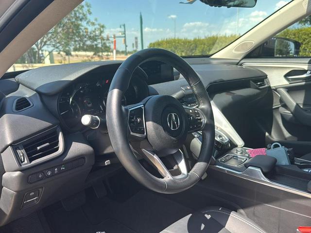 Photo of 2022 Lunar Silver Metallic Acura TLX