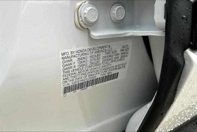 Photo of 2026 Platinum White Pearl Acura MDX