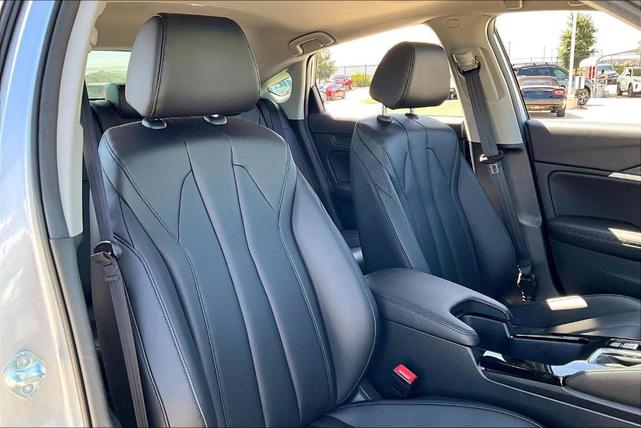 Photo of 2025 Lunar Silver Metallic Acura Integra