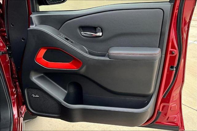 Photo of 2024 Cardinal Red Metallic Nissan Frontier