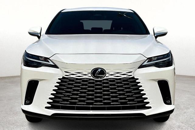 Photo of 2023 Eminent White Pearl Lexus RX 350