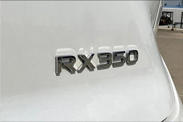Photo of 2023 Eminent White Pearl Lexus RX 350