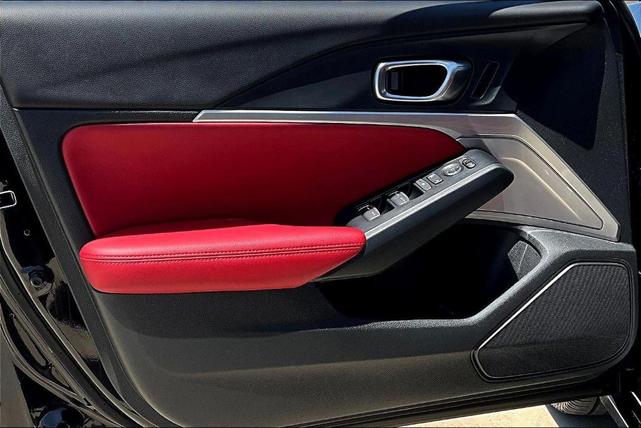 Photo of 2024 Majestic Black Pearl Acura Integra