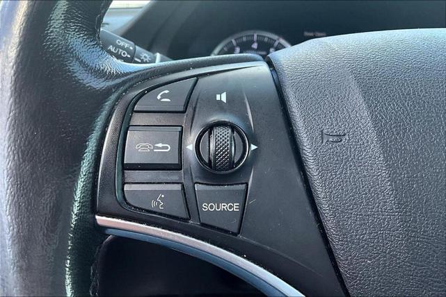Photo of 2015 Crystal Black Pearl Acura MDX