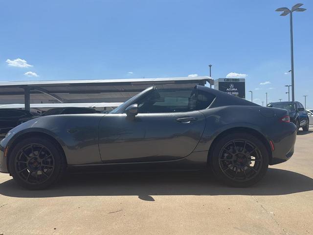 Photo of 2017 Machine Gray Metallic Mazda MX-5 Miata