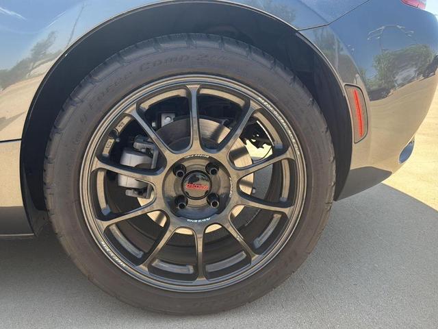 Photo of 2017 Machine Gray Metallic Mazda MX-5 Miata