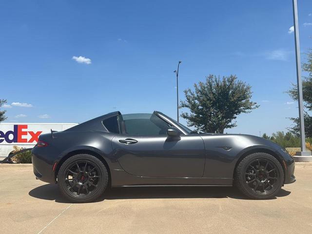 Photo of 2017 Machine Gray Metallic Mazda MX-5 Miata