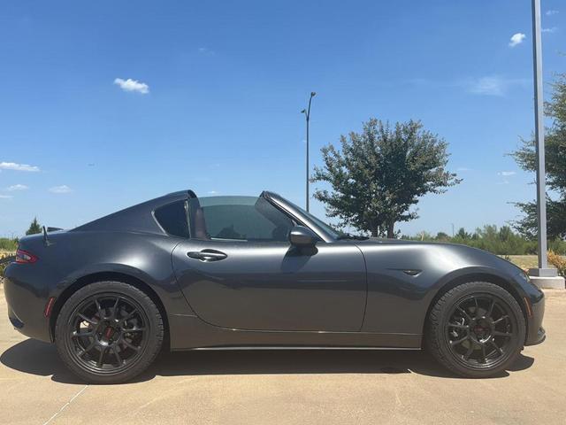 Photo of 2017 Machine Gray Metallic Mazda MX-5 Miata