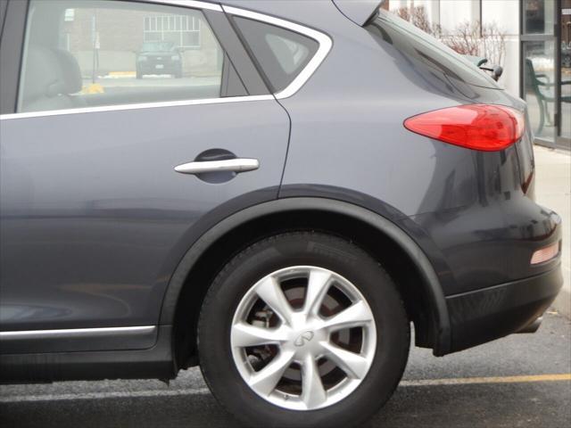 Photo of 2009 Gray INFINITI EX35