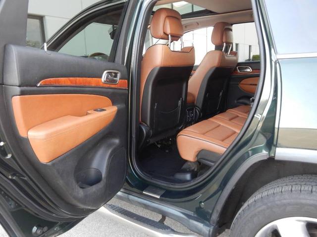 Photo of 2011 Green Jeep Grand Cherokee