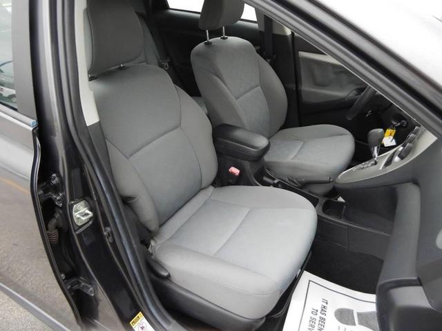 Photo of 2009 Gray Toyota Matrix