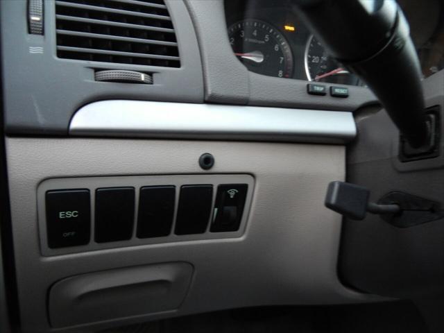 Photo of 2008 Burgundy Hyundai SONATA