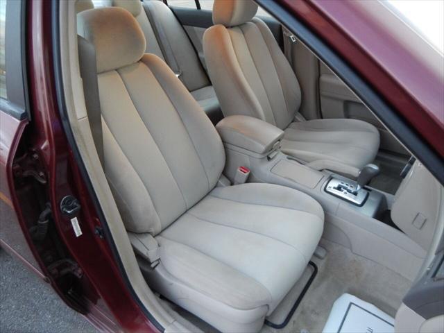 Photo of 2008 Burgundy Hyundai SONATA