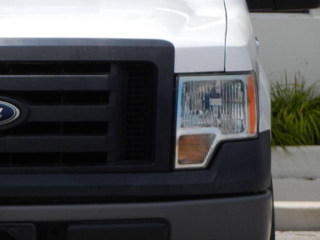 Photo of 2011 White Ford F-150