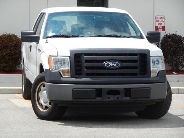 Photo of 2011 White Ford F-150
