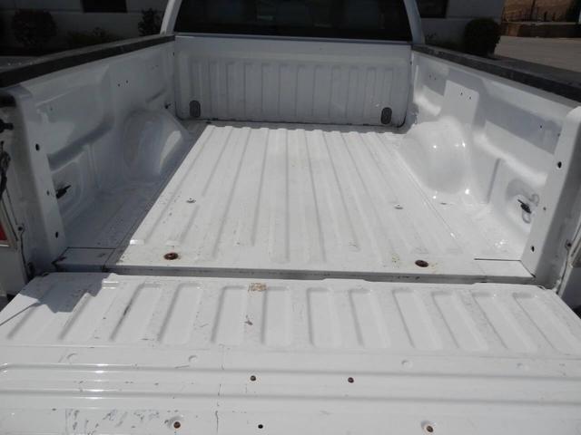 Photo of 2011 White Ford F-150