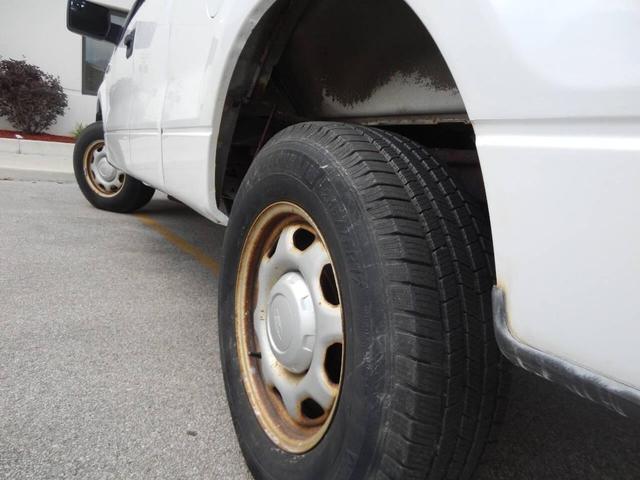 Photo of 2011 White Ford F-150