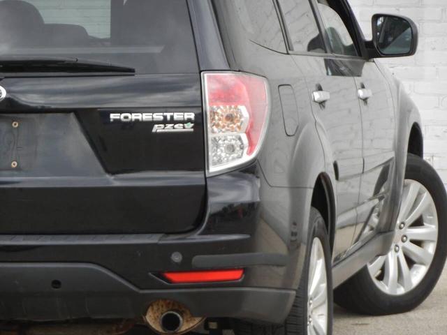Photo of 2011 Black Subaru Forester