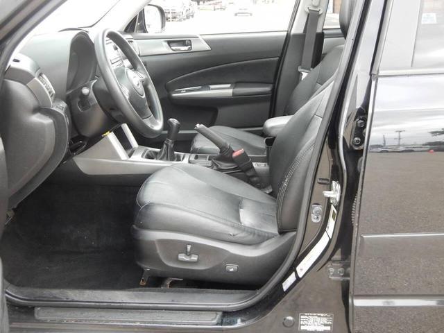 Photo of 2011 Black Subaru Forester