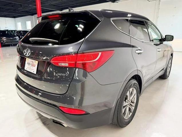 Photo of 2016 Platinum Graphite Hyundai Santa Fe Sport