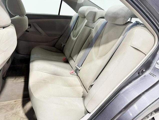 Photo of 2008 Magnetic Gray Metallic Toyota Camry