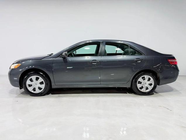 Photo of 2008 Magnetic Gray Metallic Toyota Camry