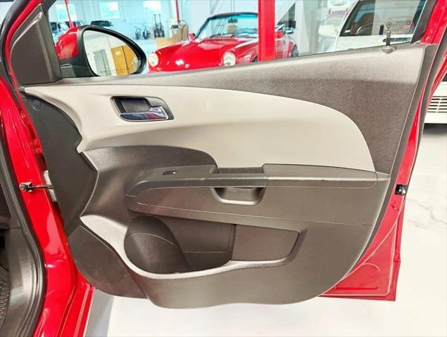 Photo of 2016 Red Chevrolet Sonic