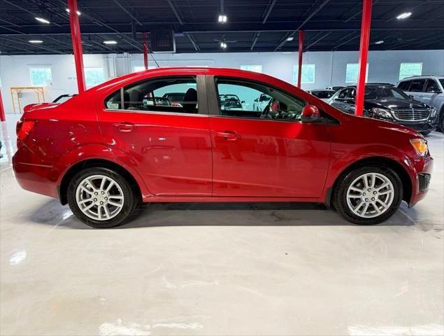 Photo of 2016 Red Chevrolet Sonic