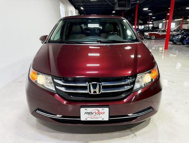 Photo of 2015 Dark Cherry Pearl Honda Odyssey