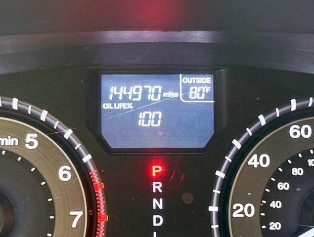 Photo of 2015 Dark Cherry Pearl Honda Odyssey