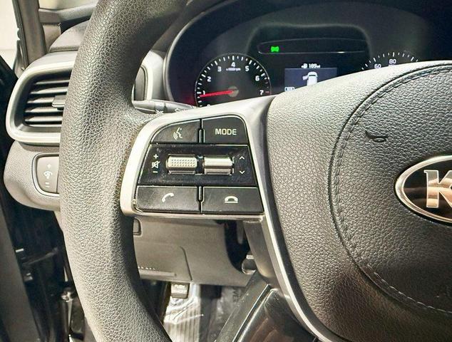 Photo of 2019 Platinum Graphite Kia Sorento