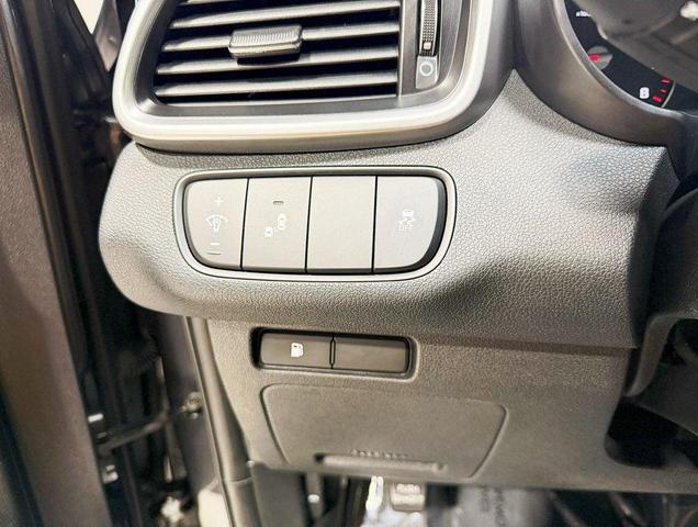 Photo of 2019 Platinum Graphite Kia Sorento