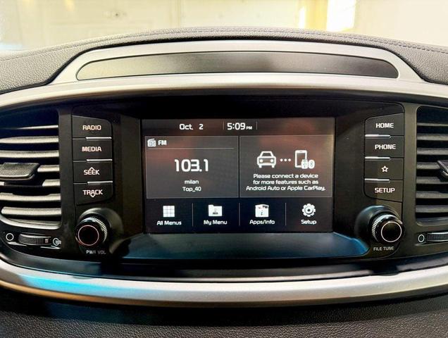 Photo of 2019 Platinum Graphite Kia Sorento