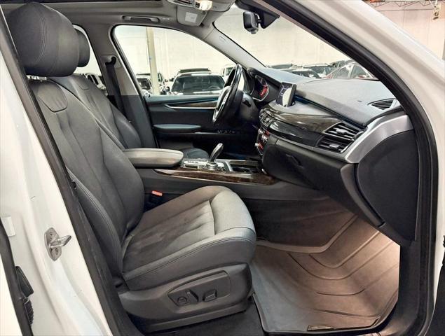 Photo of 2016 Alpine White BMW X5