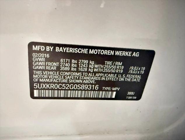 Photo of 2016 Alpine White BMW X5
