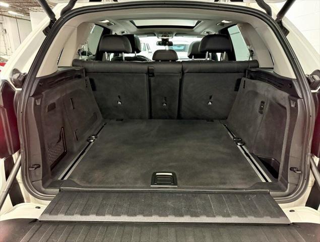 Photo of 2016 Alpine White BMW X5