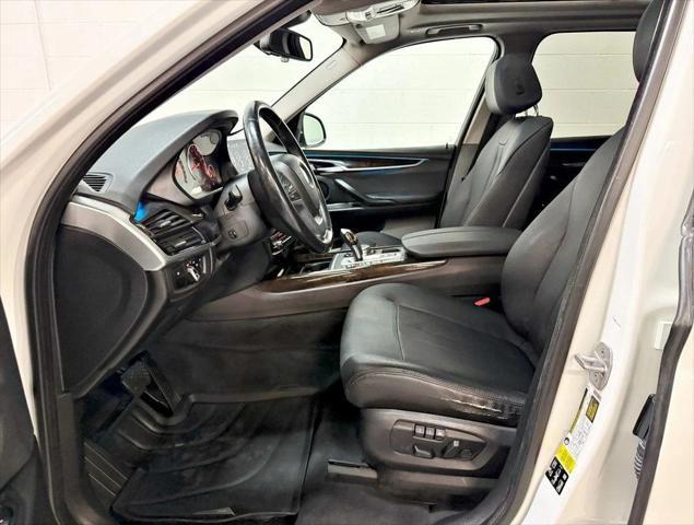Photo of 2016 Alpine White BMW X5