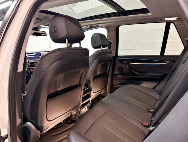 Photo of 2016 Alpine White BMW X5