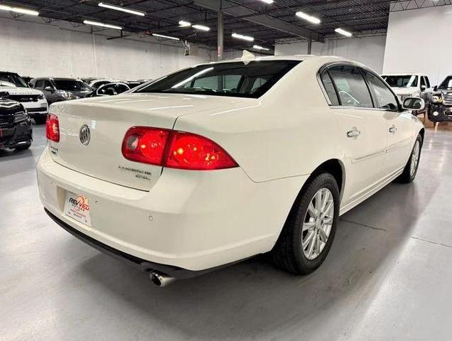 Photo of 2011 White Opal Buick Lucerne